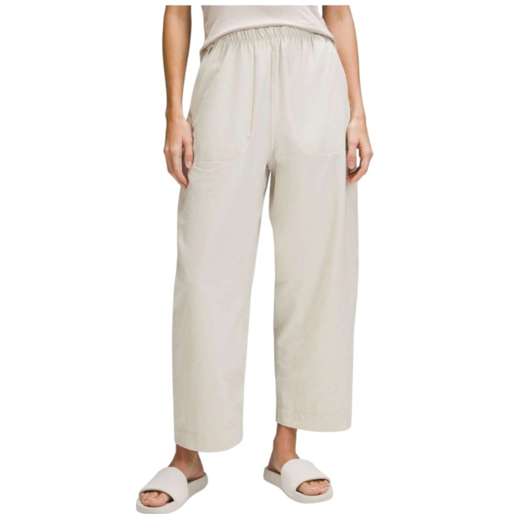 lululemon athletica Cream pants